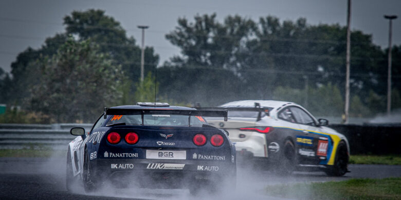 šenkýř Motorsport vs Blue Garage Racing - Hankook Carboniacup Slovakia Ring © D. Belica